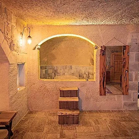 Sur Cave * Mustafapasa