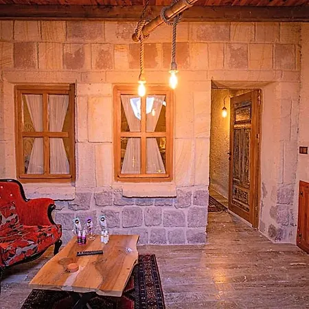 Sur Cave * Mustafapasa