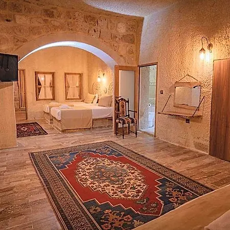 Отель Sur Cave *