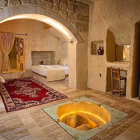 Отель Sur Cave *