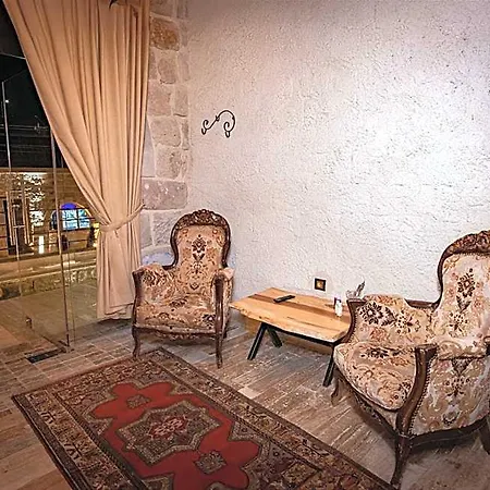 Отель Sur Cave *